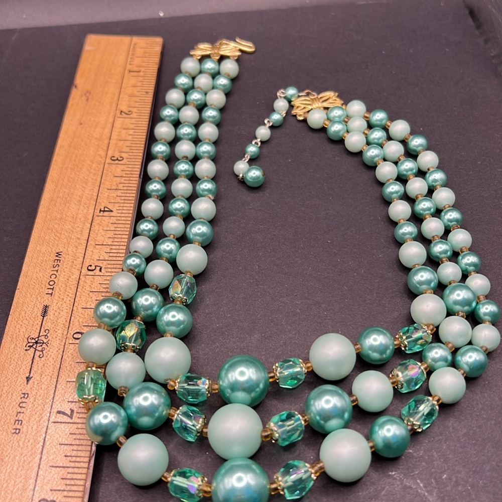 Vintage Japan faux pearl necklace - Picture 3 of 4